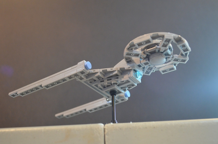 Uss discovery lego hot sale