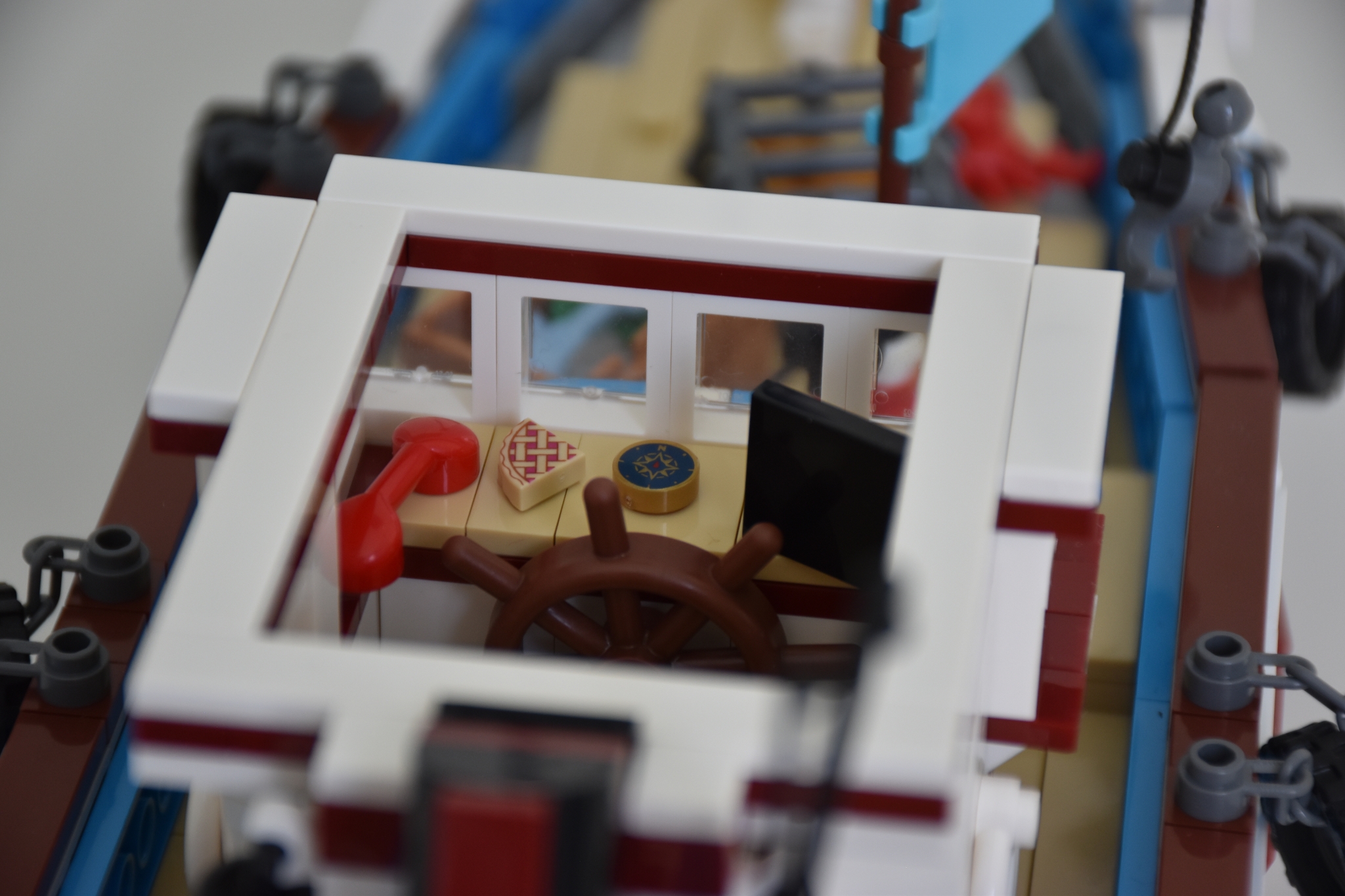 Brick Breakdown: LEGO BrickLink Set – Fishing Boat
