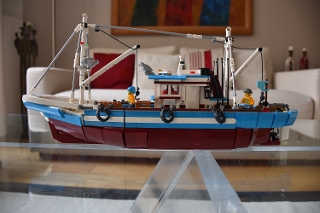Great Fishing Boat ] [BrickLink]