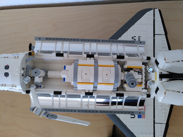 spacelab from BrickLink Studio [BrickLink]