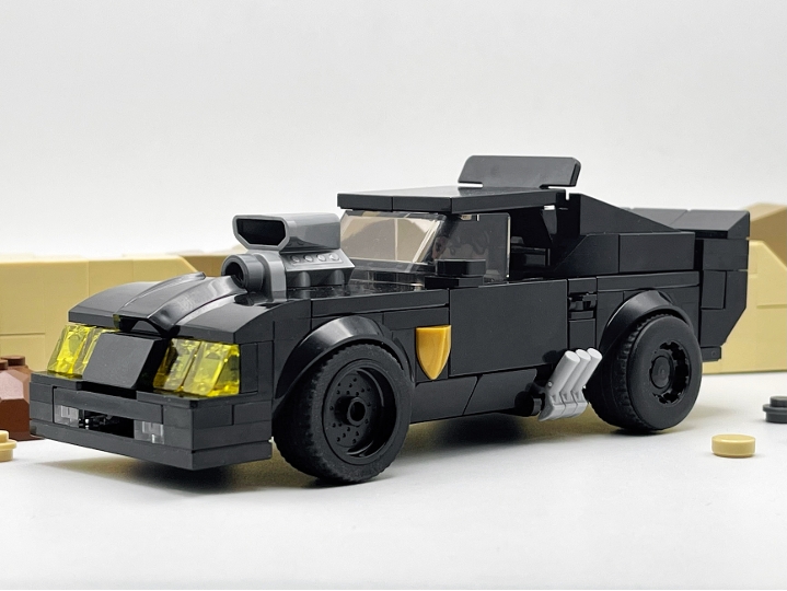 Ford Falcon Pursuit Special from BrickLink Studio [BrickLink]