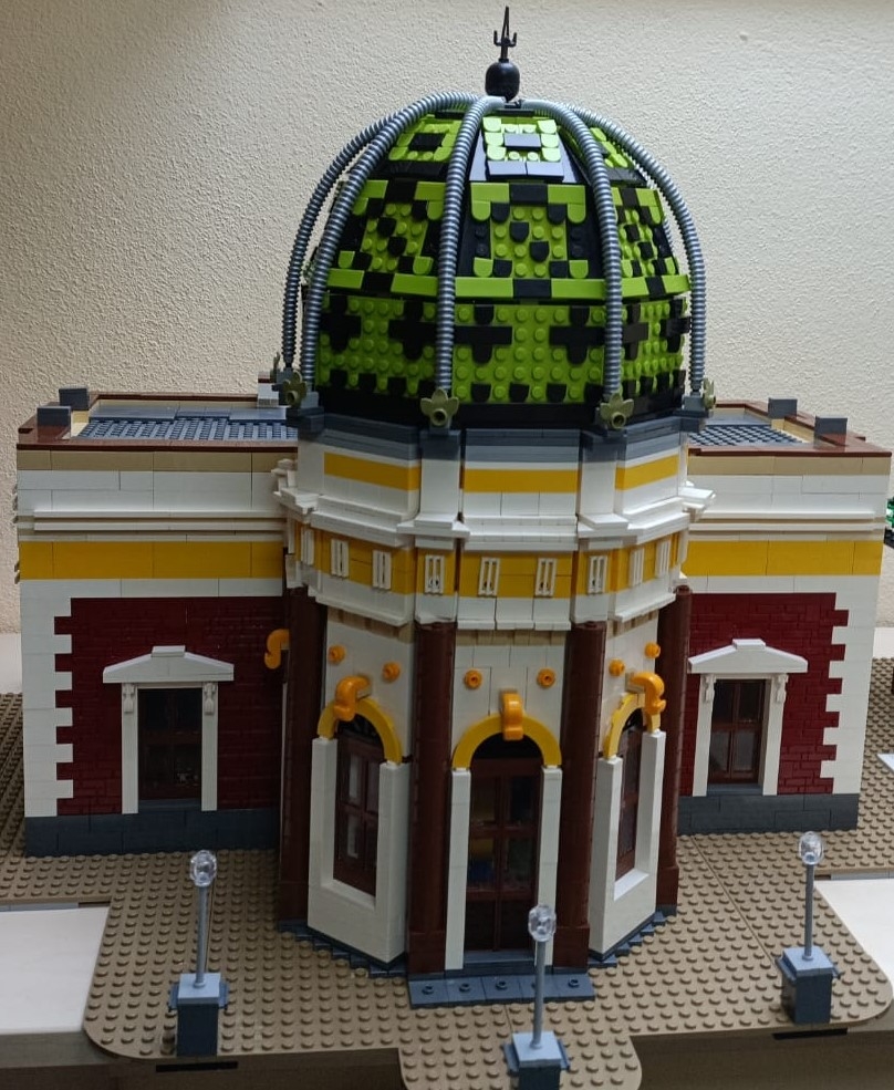 [Bricktown Station] [BrickLink]