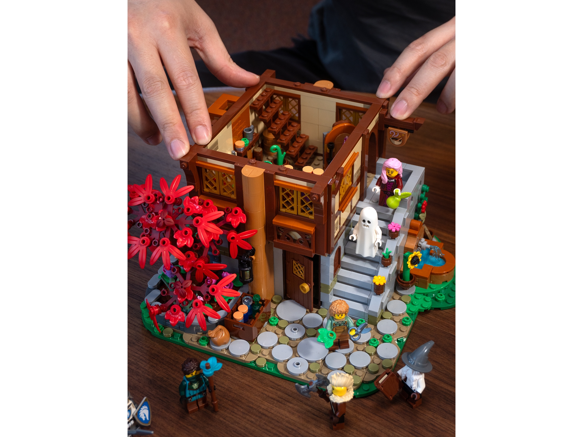 [Alchemist's Shop] [BrickLink]