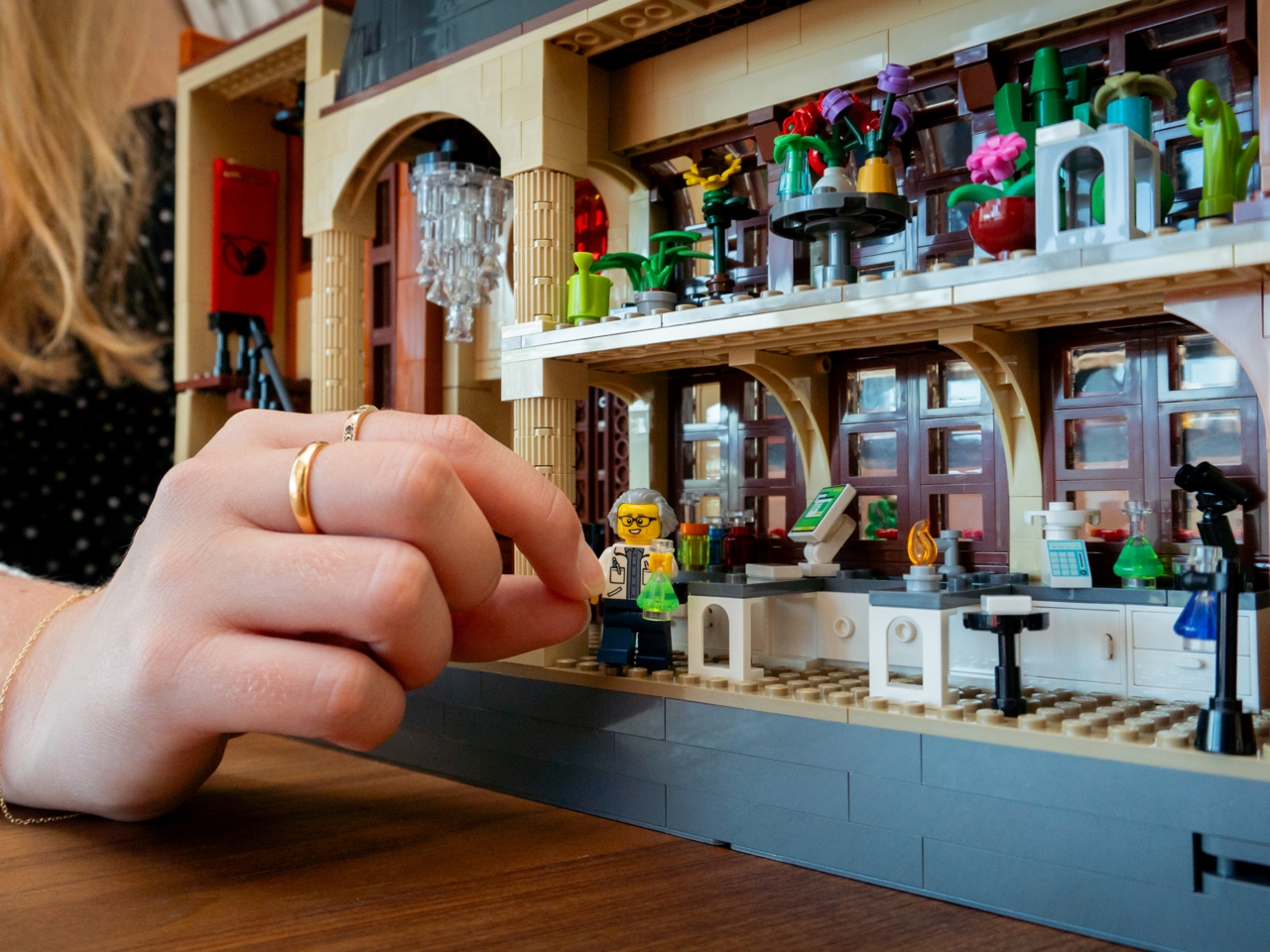 [University of Science] [BrickLink]