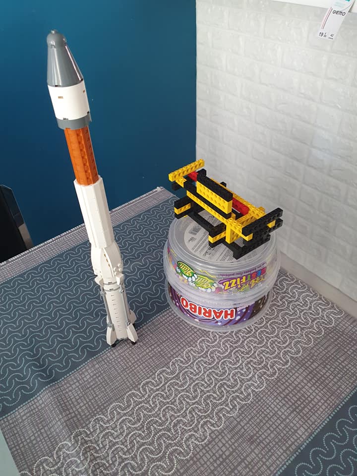 Bricklink discount saturn v